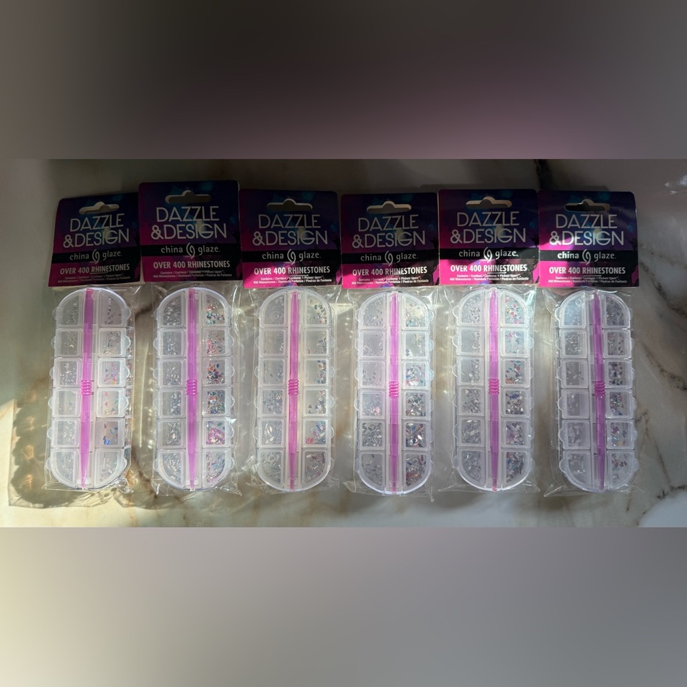 Fingernail Rhinestone Set